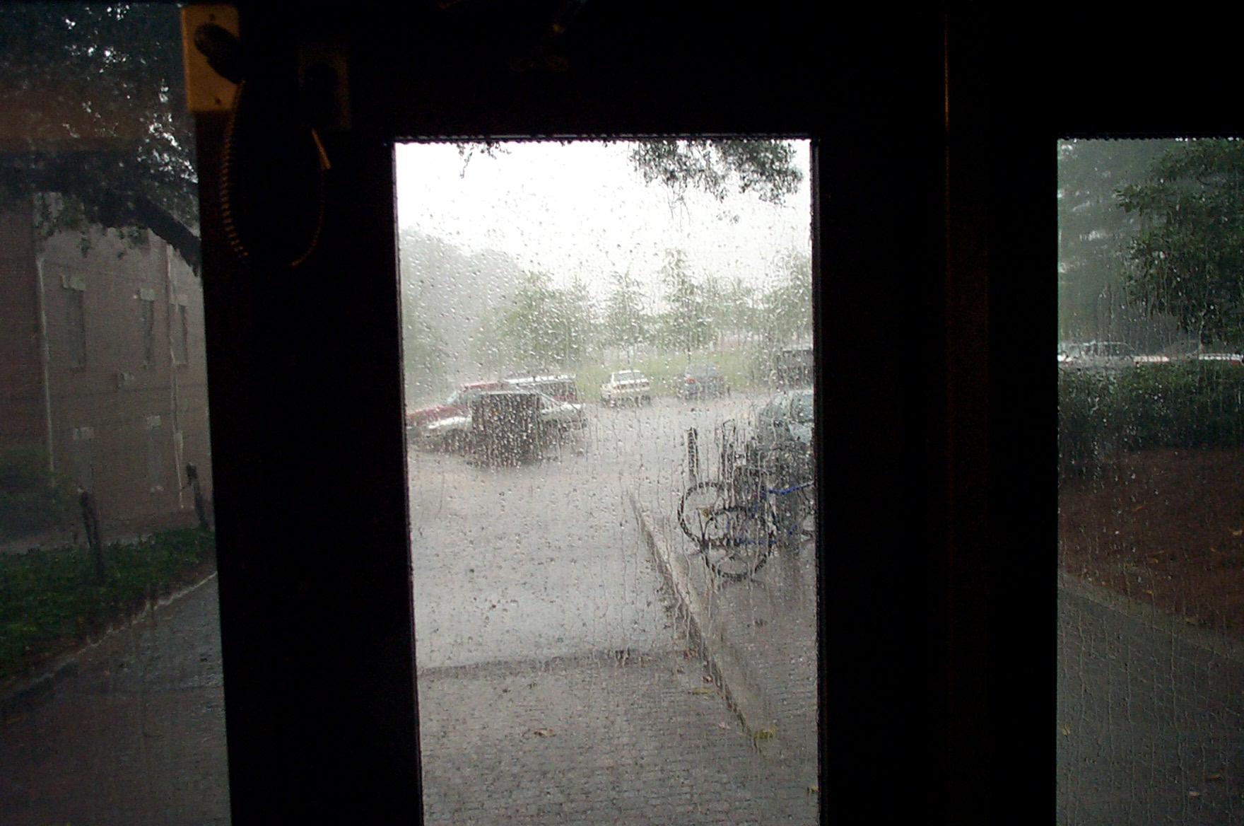 2000_08_24_rainstorm-056