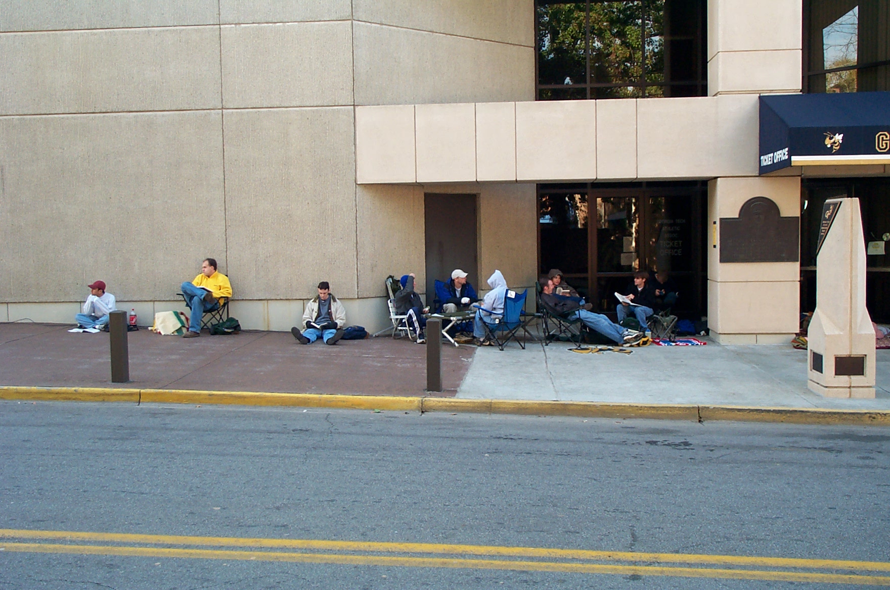 folks waiting for UGA game tickets