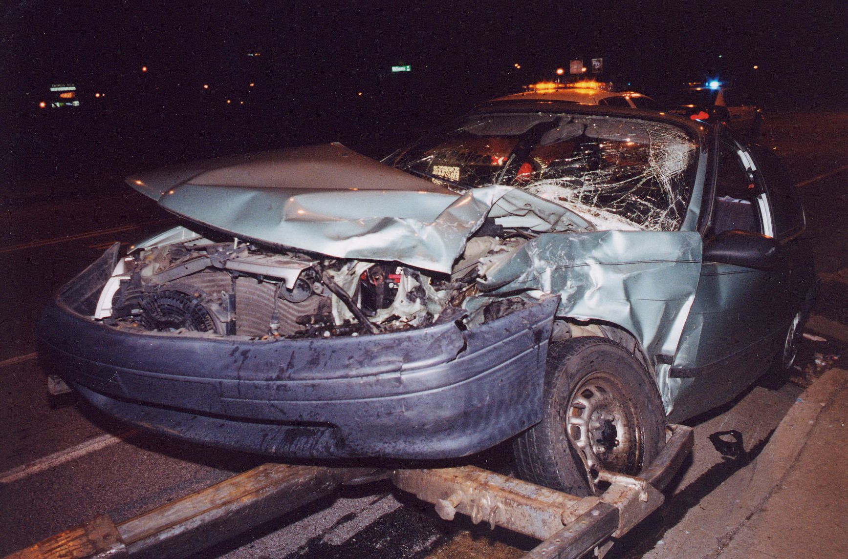 08-Tercel-front-left-and-wrecker