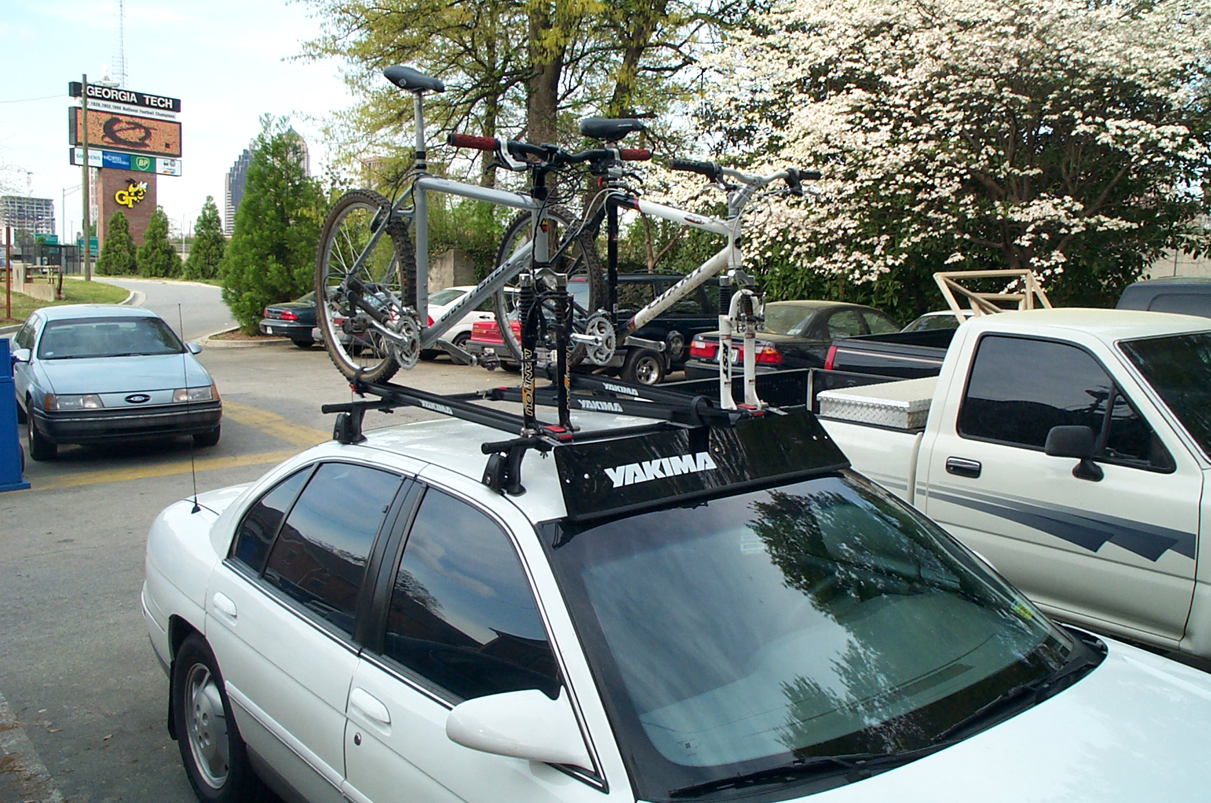 2001 04 08 bikes and car-051