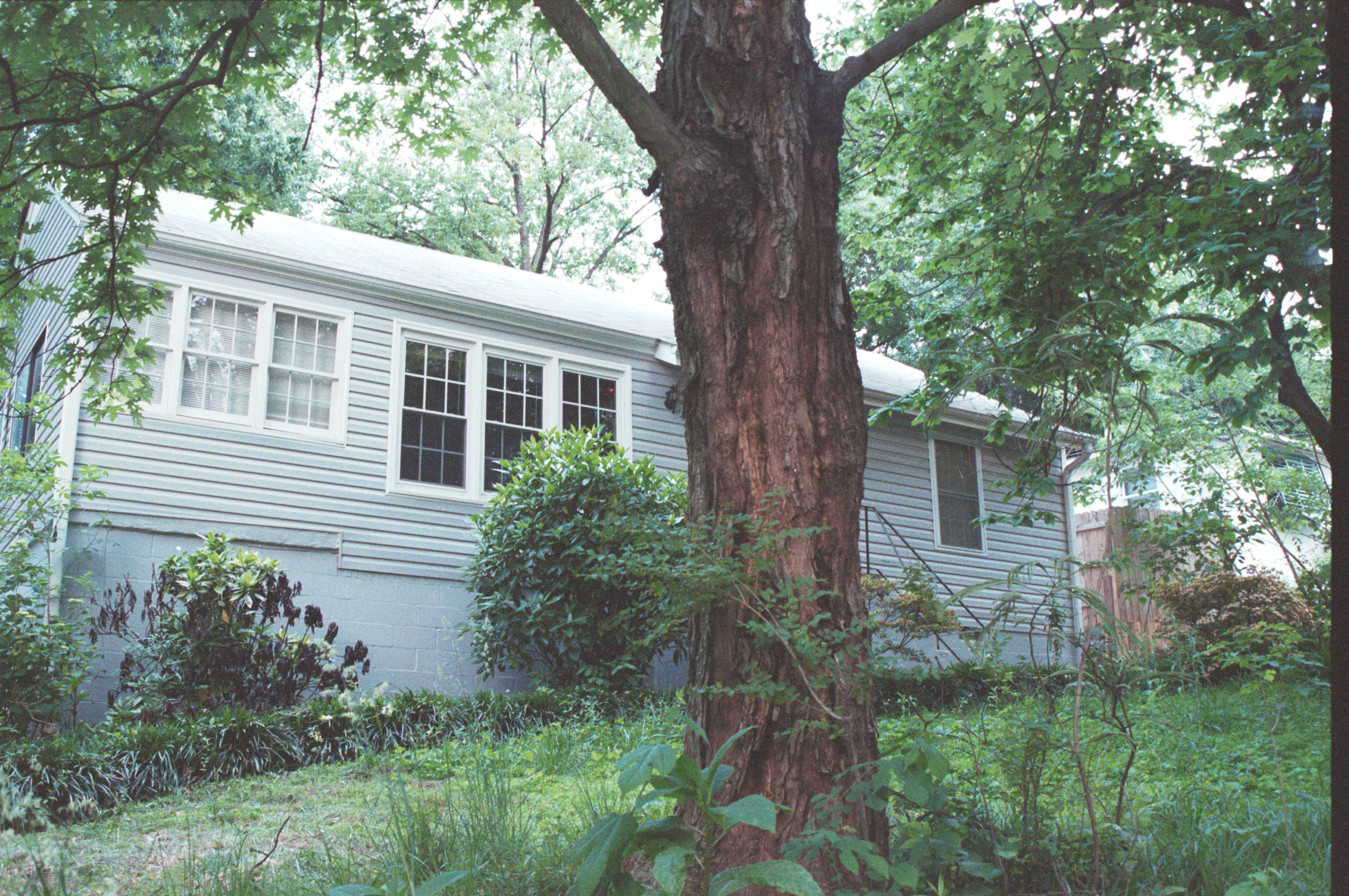 house from corner close