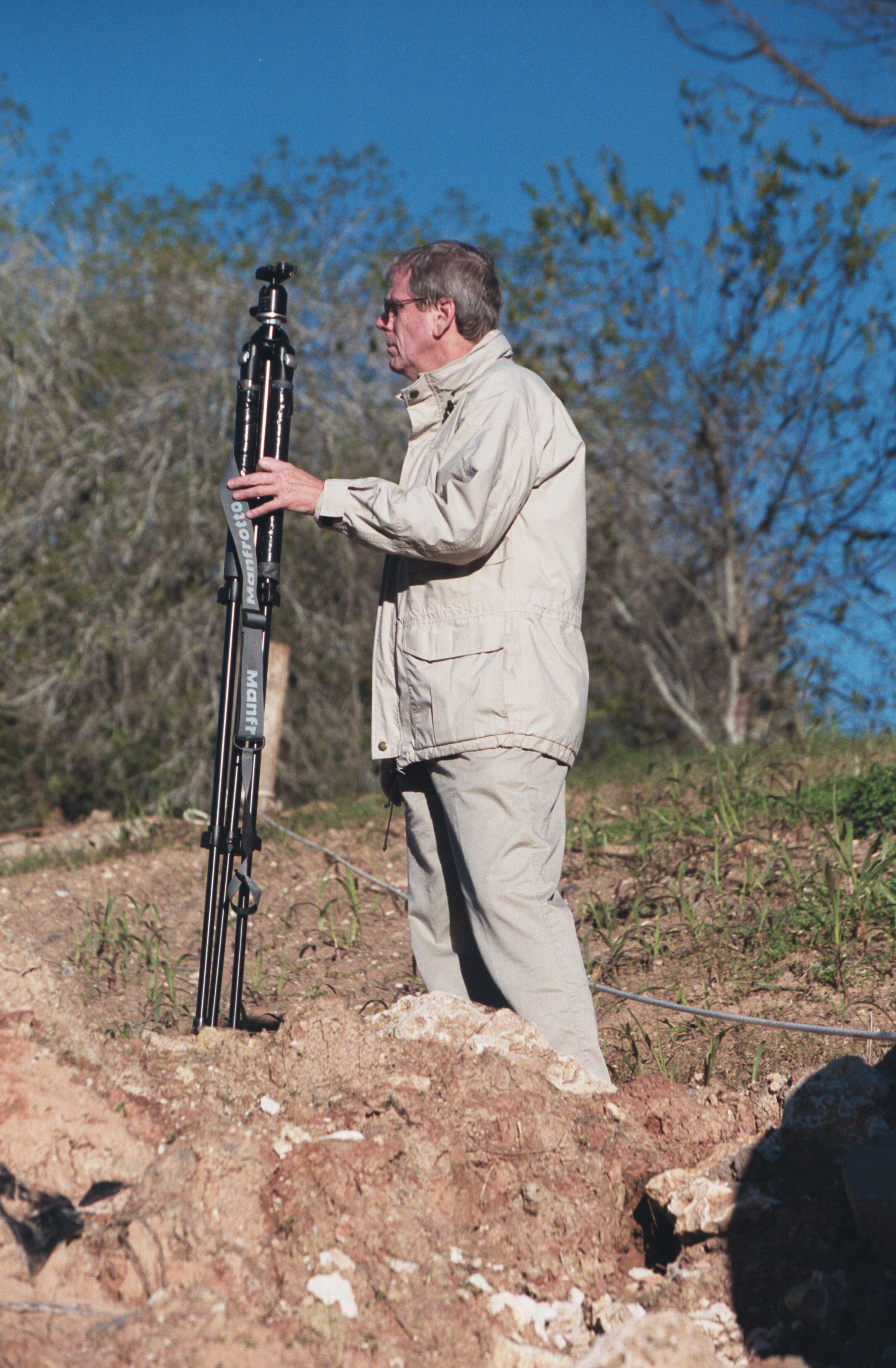 dad with tripod