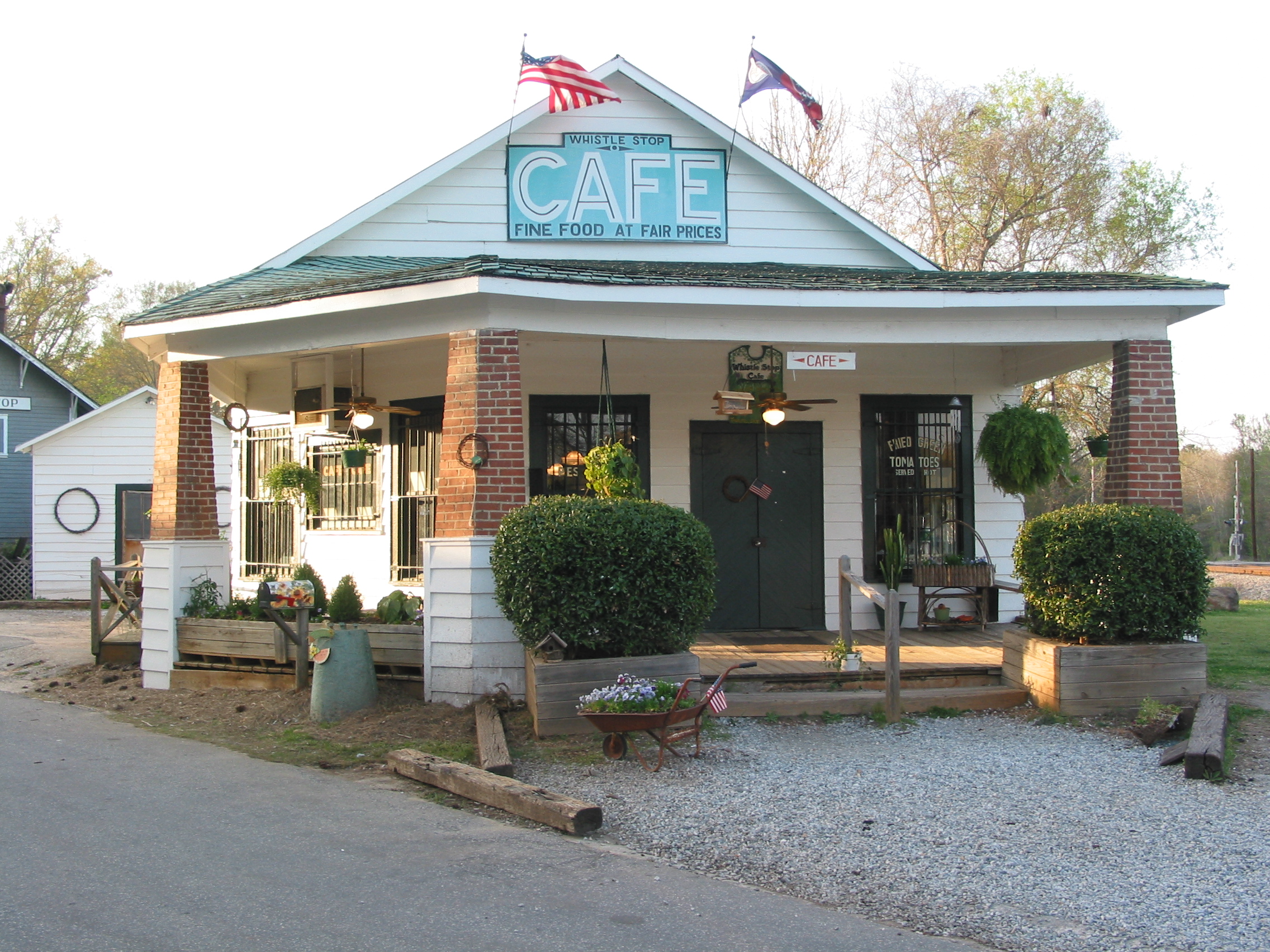 Whistle Stop cafe