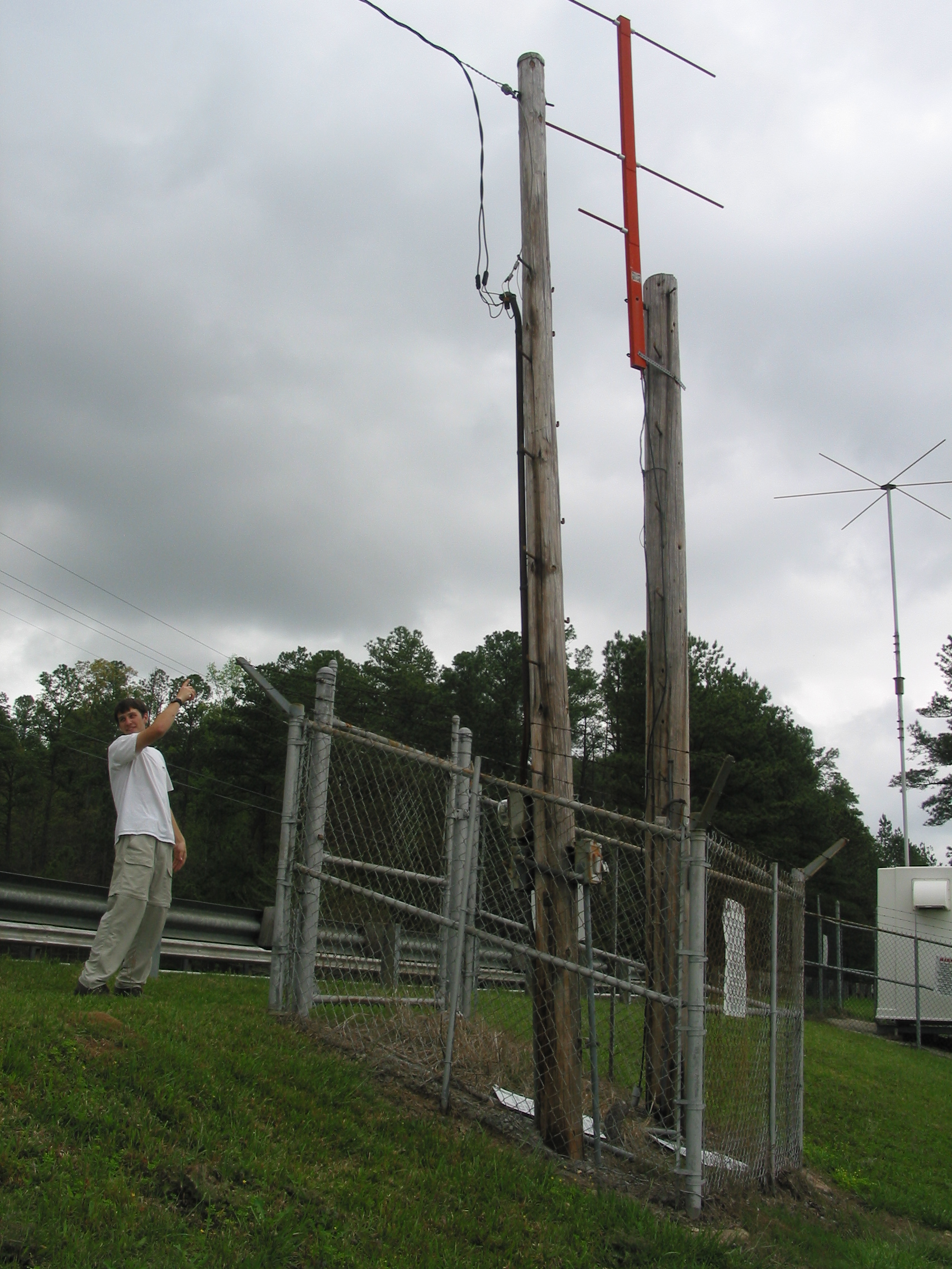 Charles illustrates the antenna