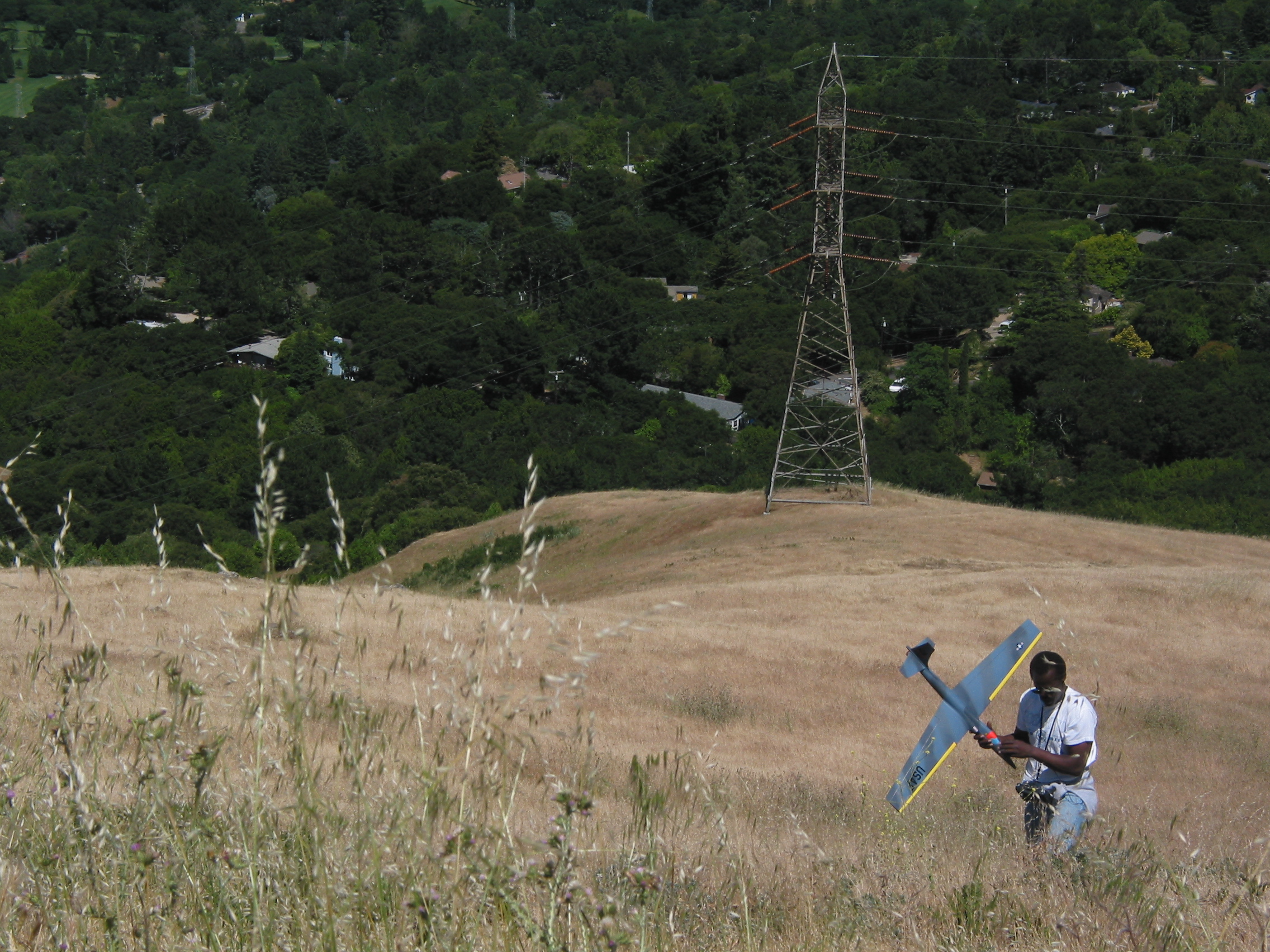 Legun, after a nice landing 25' down the slope