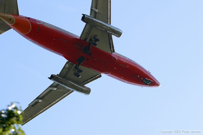 my grandparents' house is under the main approach path into Houston Hobby.  It's actually not that annoying at all, but it takes some getting used to when the older and louder ones go by.