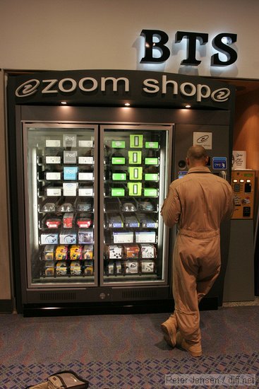 you can buy an IPOD in a vendoring machine!