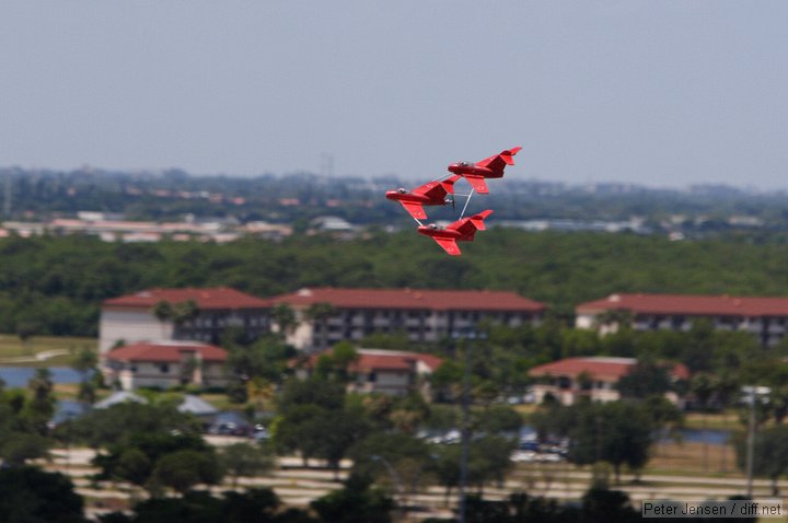 Julio's magnificent hand-made formation Mig