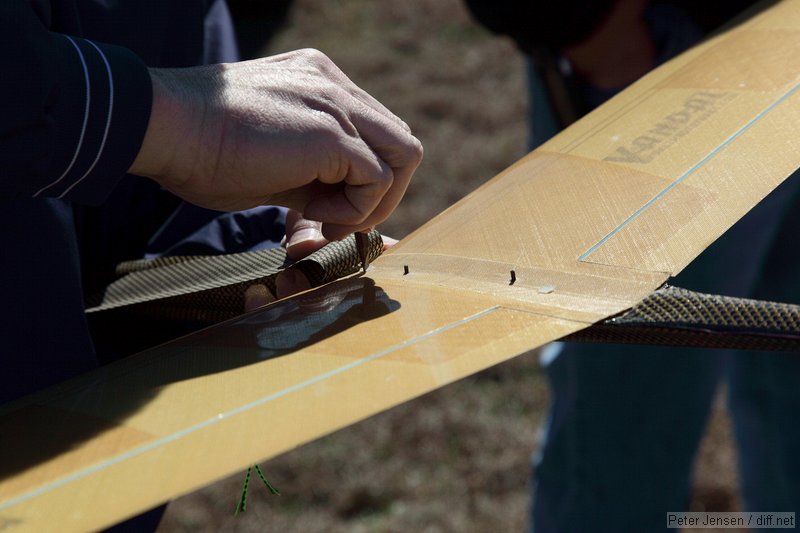 putting together a Vandal - not the use of an electric screwdriver inset and the single layer of flexible cloth fairing