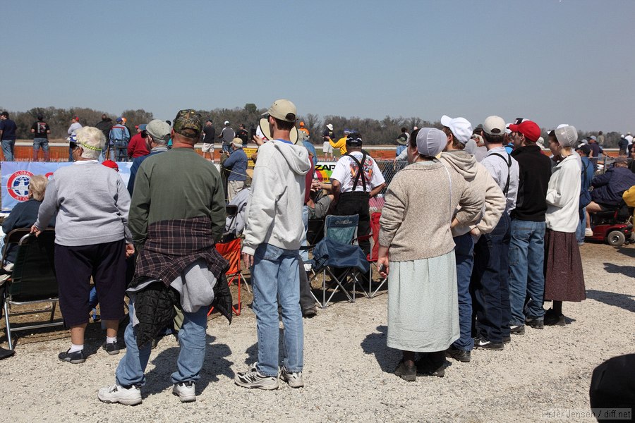 the crowd was a nice mix of retiree, engineer, redneck, and mennonites