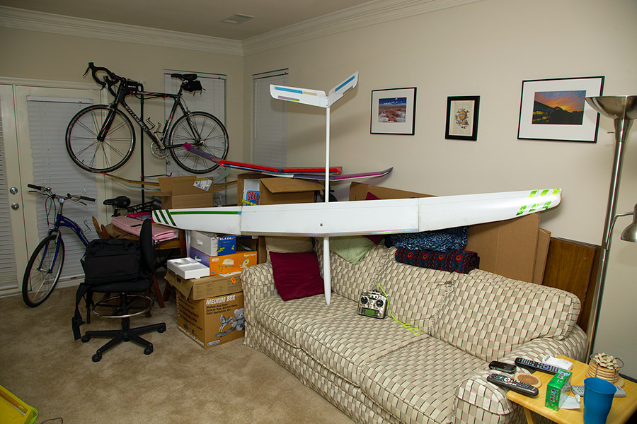 New (to me) Mantis MH32 wing sailplane after wing repair, new battery, and fuse repainting.