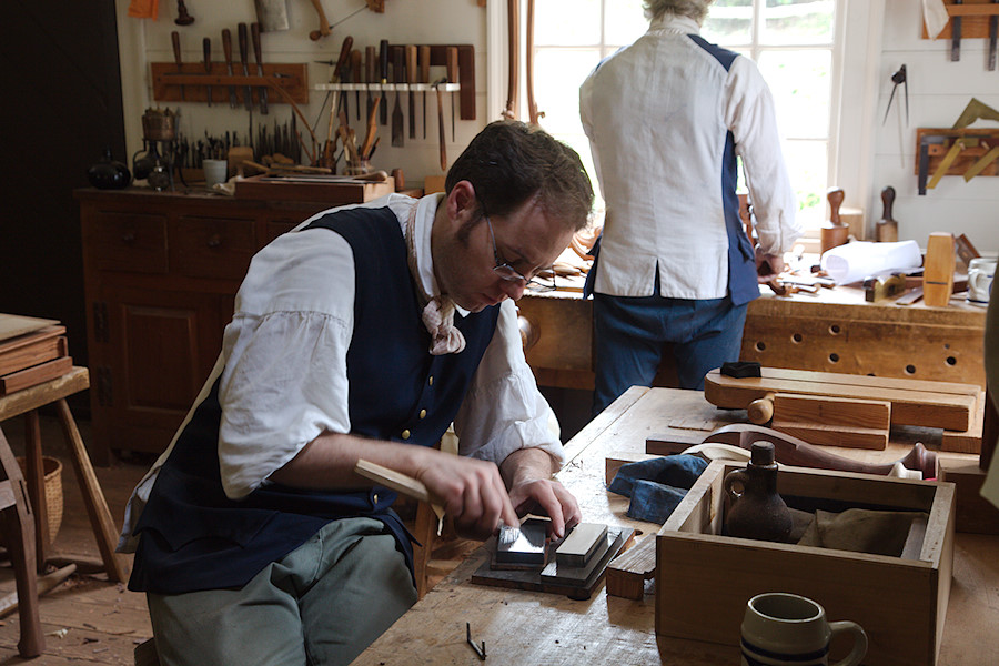 sharpening chisels