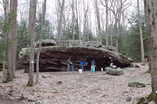 chalk cleanup on the Picnic Table boulder