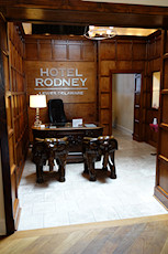 Hotel Rodney lobby