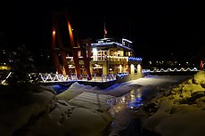 good dinner spot - the barge!