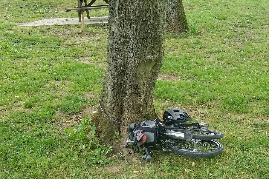 found the bike locked right here several hours later on the way home