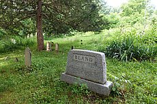 graves on the way to the Seneca Shadows campground