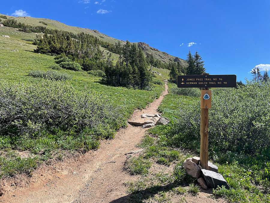 Herman Gulch trail