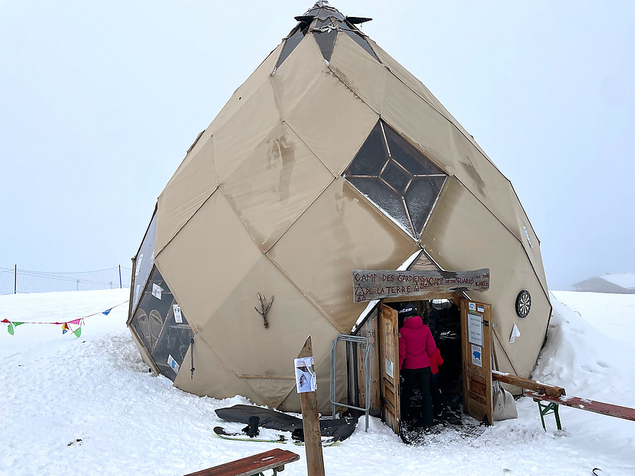 Camp of the Guards of the Earth